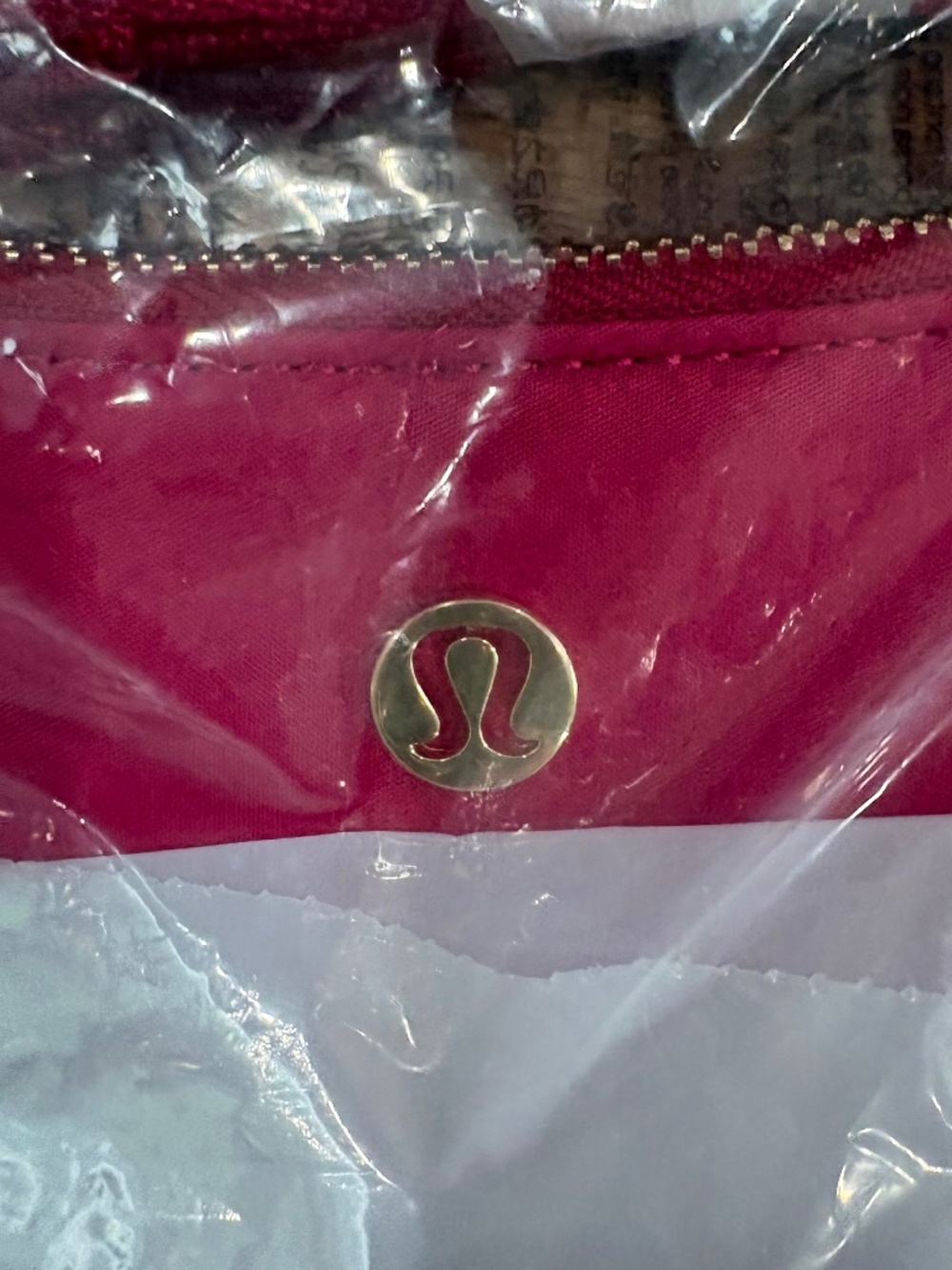 Lululemon City Essentials Shoulder/Crossbody bag Berry rumble - Picture 3 of 6